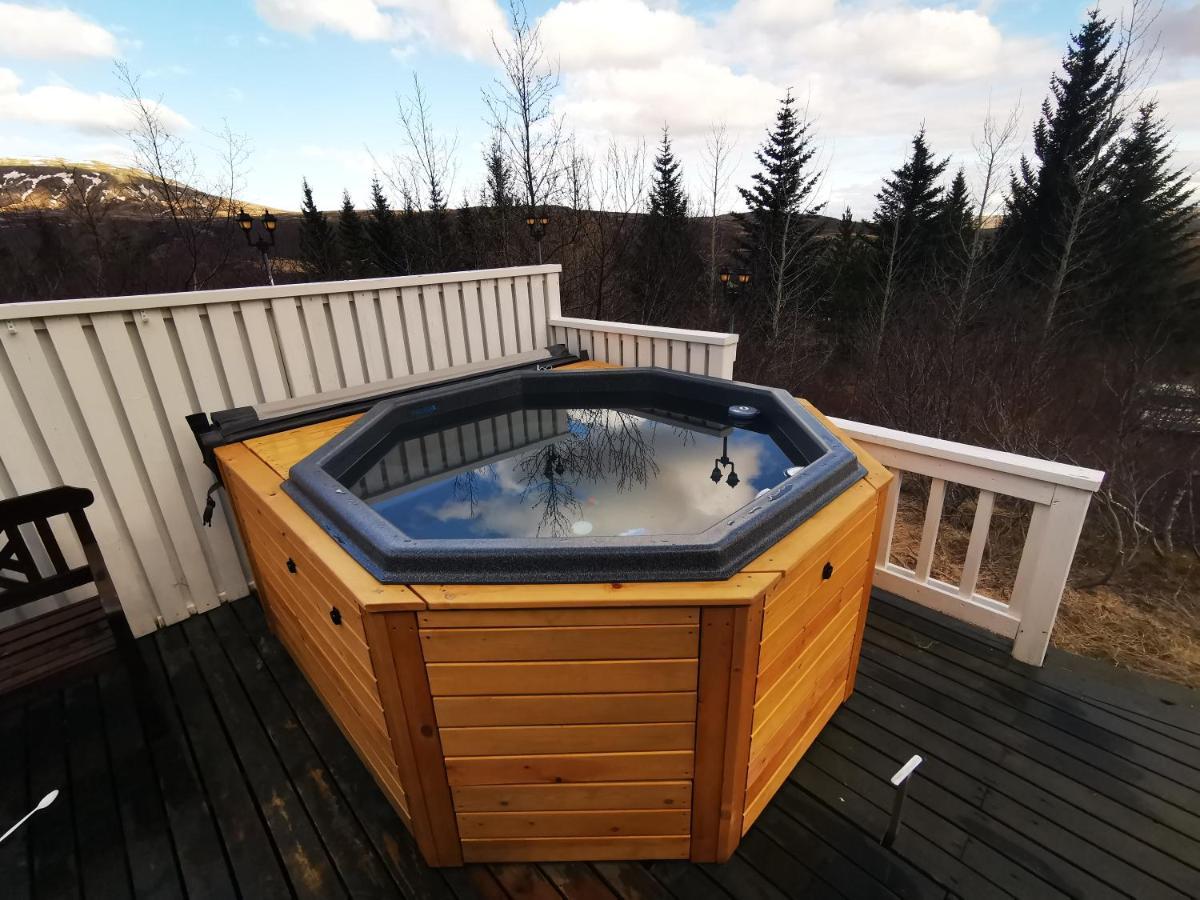 Bjoerk - A Cozy Hilltop Cottage - Great Location! Blaskogabyggd Zewnętrze zdjęcie