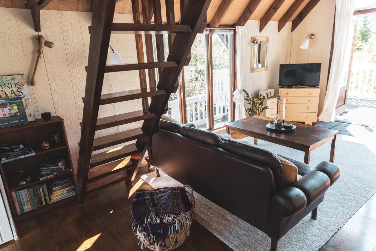Bjoerk - A Cozy Hilltop Cottage - Great Location! Blaskogabyggd Zewnętrze zdjęcie