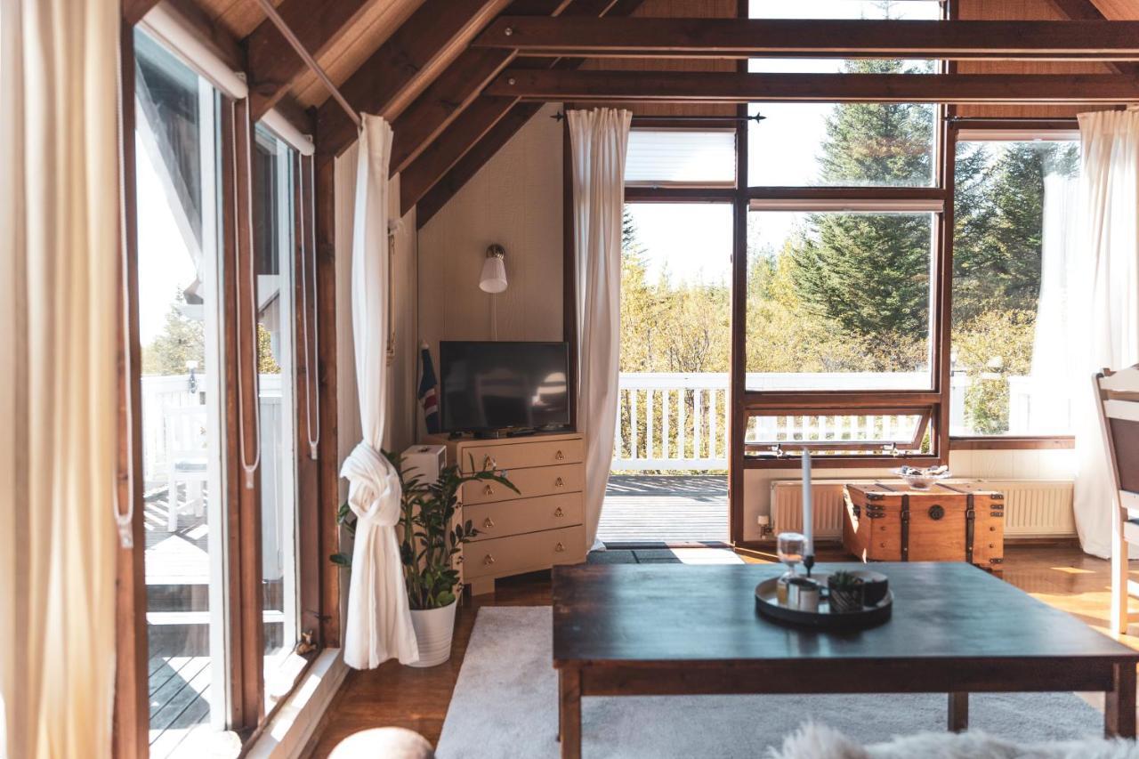 Bjoerk - A Cozy Hilltop Cottage - Great Location! Blaskogabyggd Zewnętrze zdjęcie